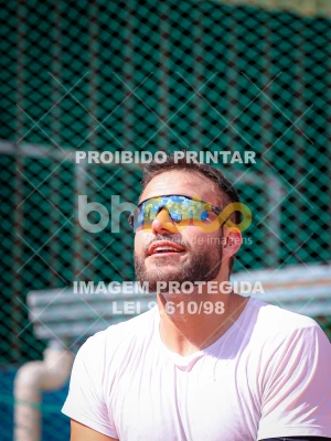 Detalhes da foto #9351892
