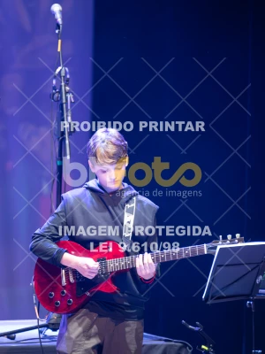 Detalhes da foto #9004763