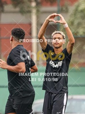 Detalhes da foto #8342381