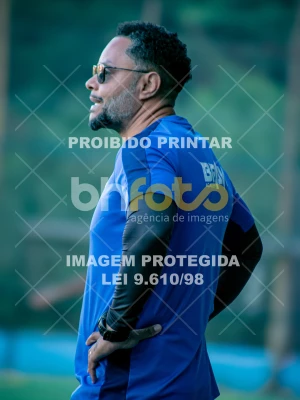Detalhes da foto #6865132